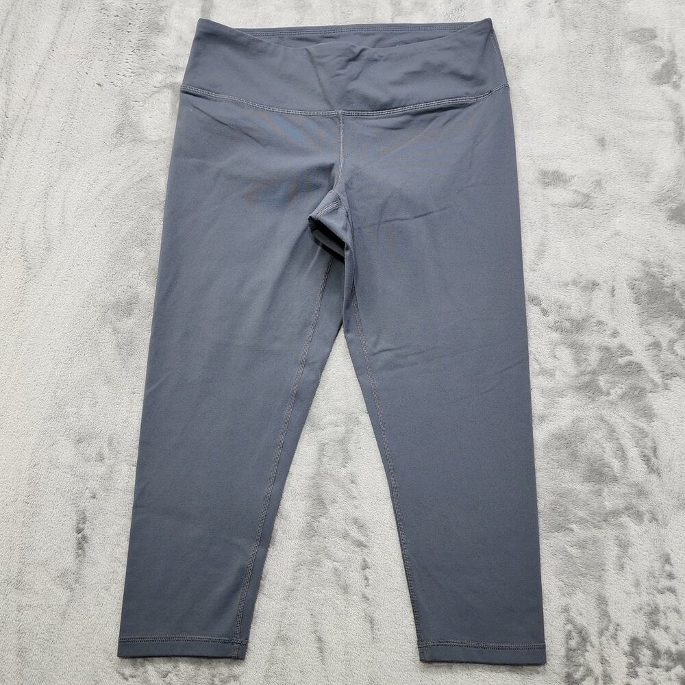 Prana Pants Womens L Gray Pillar Capri Legging Crop Mid Rise Chakara Fabric Yoga